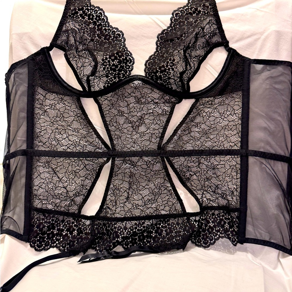 Victoria’s Secret Sexy Lingerie Corset and Garder